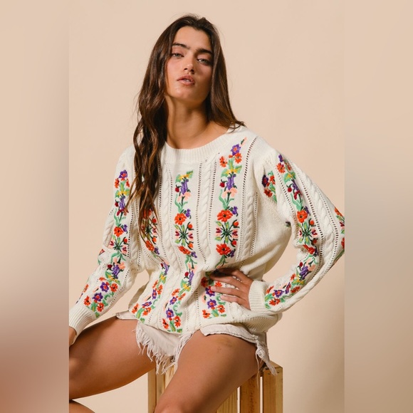 Ivory embroidered stitched floral flower long sleeve boho bohemian chic sweater - Picture 10 of 11